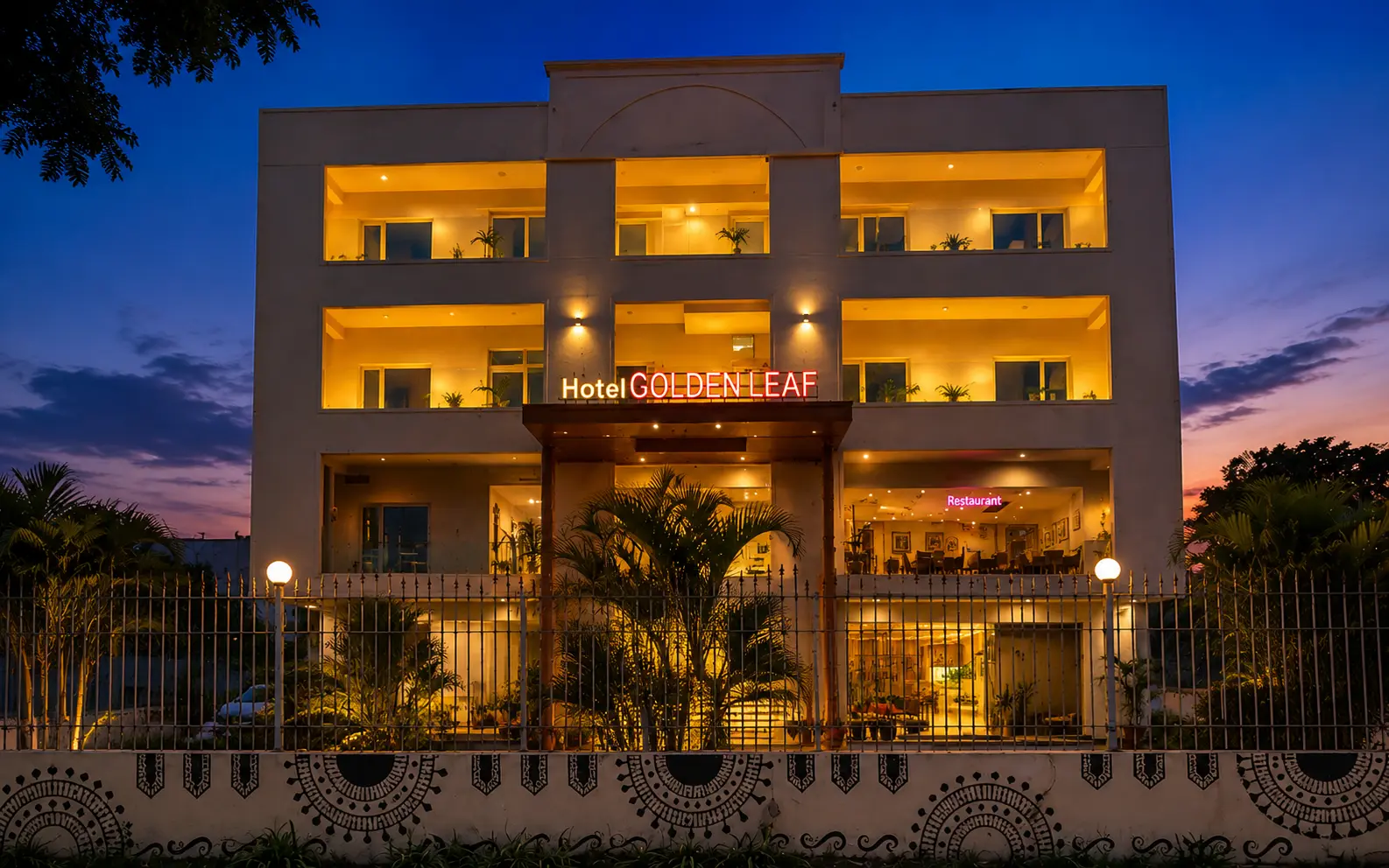 Hotel Golden Leaf exterior view