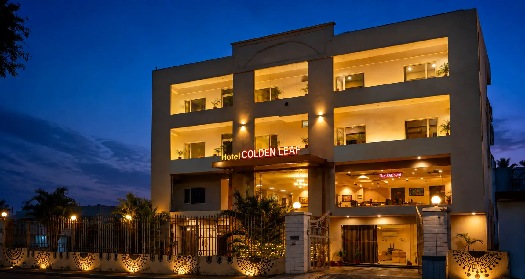 Hotel Golden Leaf building exterior